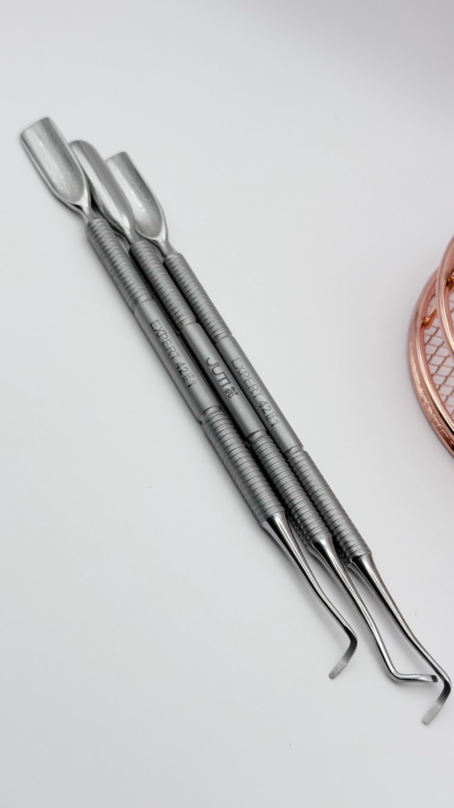 Pedicure curettes and cuticle pusher EXPERT 42|1